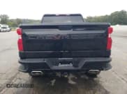 ✅ 2022 Chevrolet Silverado 1500 Custom Trail Boss • VIN: 3GCPDCED3NG519904 • Lot: 80946375. Wystawiony na Copart z przebiegiem 57 769 mil. Bezpłatny archiwum sprzedaży aukcyjnych z USA i szczegółowy raport historii pojazdu na DreamBid. Zdjęcie 6.