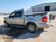 ✅ 2008 Ford Explorer Sport Trac Limited • VIN: 1FMEU33E68UB26205 • Лот: 82361125. Опубликован ранее на Copart с пробегом 188 203 миль. Бесплатный доступ к архиву аукционных продаж из США и подробный отчёт об истории автомобиля на DreamBid. Изображение 2.