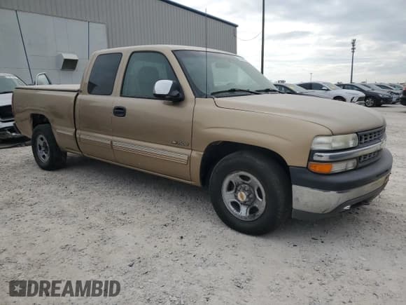 ✅ 2000 Chevrolet Silverado 1500 LS • VIN: 2GCEC19T8Y1161518 • Лот: 81144454. Опубликован ранее на Copart с пробегом 182 210 миль. Бесплатный доступ к архиву аукционных продаж из США и подробный отчёт об истории автомобиля на DreamBid. Изображение 4.