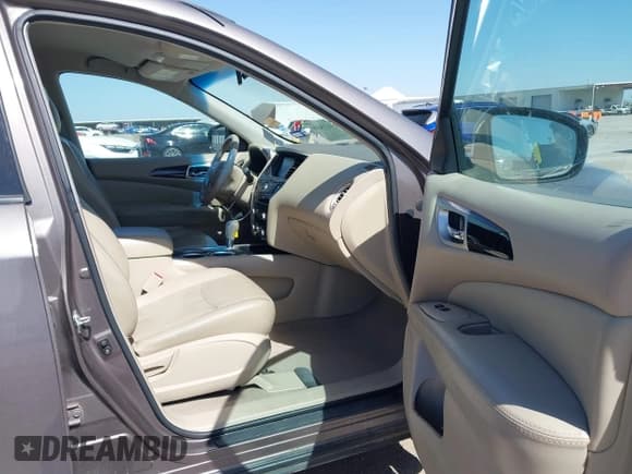 ✅ 2014 Nissan Pathfinder SV • VIN: 5N1AR2MN2EC626243 • Lot: 41774399. Listed on IAAI with 146,363 mi. Free auction sales archive from the USA and detailed vehicle history report at DreamBid. Image 5.