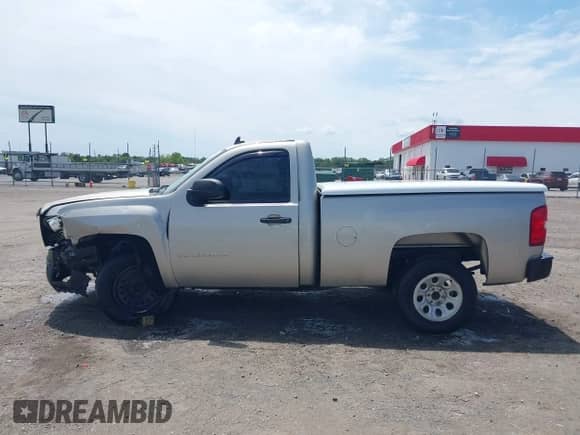 2008 Chevrolet Silverado 1500 Work Truck с VIN 1GCEC14XX8Z214575, выставлен на аукционе IAAI как лот 42290216 с пробегом 239 156 миль миль и . История ставок и продаж доступна на DreamBid. Изображение 15.