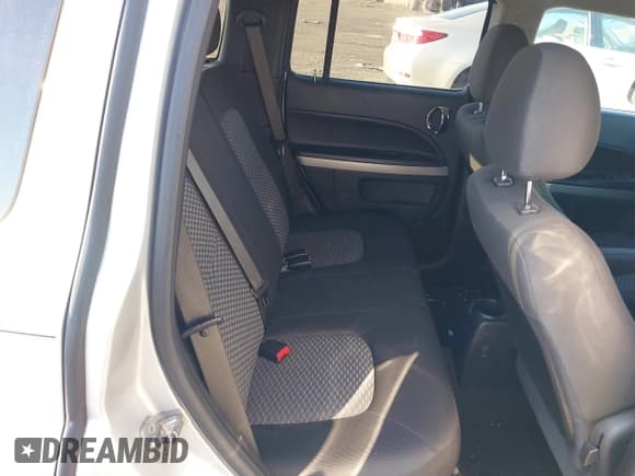 ✅ 2009 Chevrolet HHR 2LT • VIN: 3GNCA53VX9S639935 • Lot: 41196227. Listed on IAAI with 82,217 mi. Free auction sales archive from the USA and detailed vehicle history report at DreamBid. Image 8.