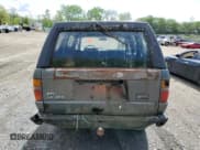 ✅ 1988 Toyota 4Runner • VIN: JT3VN66W4J0005603 • Лот: 56020605. Опубликован ранее на Copart с пробегом Не указан. Бесплатный доступ к архиву аукционных продаж из США и подробный отчёт об истории автомобиля на DreamBid. Изображение 6.