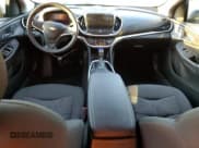 ✅ 2017 Chevrolet Volt LT • VIN: 1G1RA6S57HU113649 • Lot: 86445205. Wystawiony na Copart z przebiegiem Nie podano. Bezpłatny archiwum sprzedaży aukcyjnych z USA i szczegółowy raport historii pojazdu na DreamBid. Zdjęcie 8.