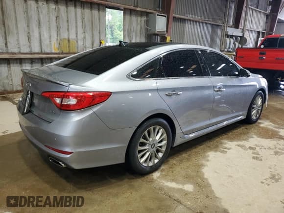 ✅ 2015 Hyundai Sonata Limited • VIN: 5NPE34AFXFH259467 • Lot: 70564135. Listed on Copart with 105,981 mi. Free auction sales archive from the USA and detailed vehicle history report at DreamBid. Image 3.