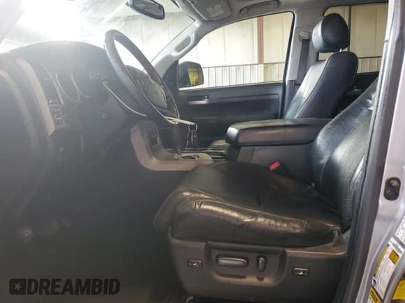 ✅ 2013 Toyota Tundra Limited • VIN: 5TFHY5F18DX296164 • Lot: 91662025. Wystawiony na Copart z przebiegiem 200 274 mil. Bezpłatny archiwum sprzedaży aukcyjnych z USA i szczegółowy raport historii pojazdu na DreamBid. Zdjęcie 7.