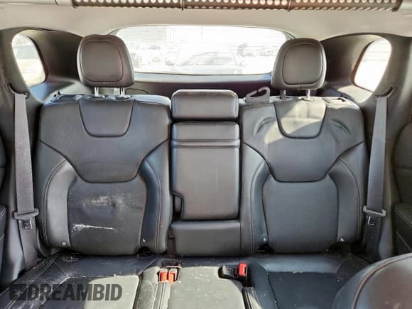 ✅ 2019 Jeep Cherokee Limited • VIN: 1C4PJLDB5KD109994 • Lot: 92642045. Wystawiony na Copart z przebiegiem 144 498 mil. Bezpłatny archiwum sprzedaży aukcyjnych z USA i szczegółowy raport historii pojazdu na DreamBid. Zdjęcie 10.