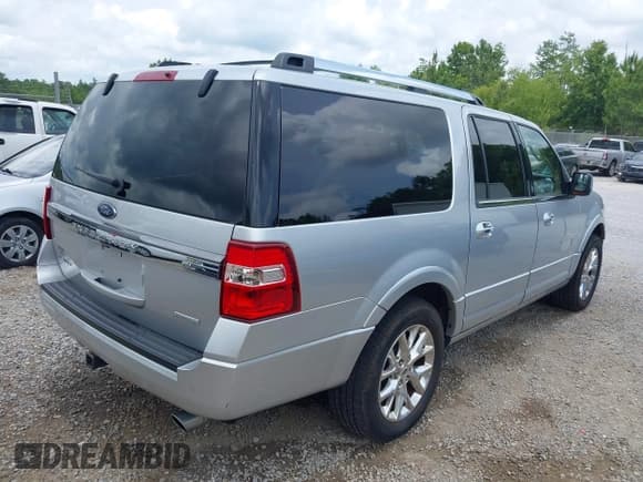 ✅ 2016 Ford Expedition Max Limited • VIN: 1FMJK1KTXGEF46552 • Лот: 42293463. Опубликован ранее на IAAI с пробегом 134 728 миль. Бесплатный доступ к архиву аукционных продаж из США и подробный отчёт об истории автомобиля на DreamBid. Изображение 4.