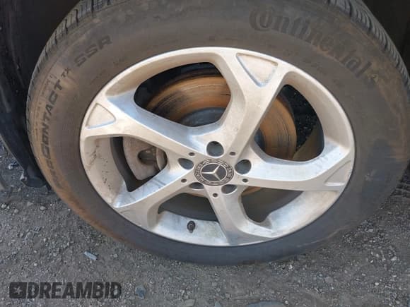 ✅ 2020 Mercedes-Benz GLA 250 • VIN: WDCTG4GB3LU025702 • Lot: 42077835. Wystawiony na IAAI z przebiegiem 76 036 mil. Bezpłatny archiwum sprzedaży aukcyjnych z USA i szczegółowy raport historii pojazdu na DreamBid. Zdjęcie 12.