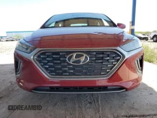 ✅ 2020 Hyundai Ioniq Preferred • VIN: KMHC85LC7LU207289 • Lot: 52905835. Wystawiony na Copart z przebiegiem 69 987 mil. Bezpłatny archiwum sprzedaży aukcyjnych z USA i szczegółowy raport historii pojazdu na DreamBid. Zdjęcie 5.