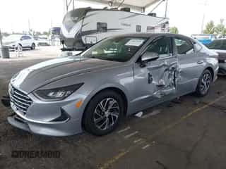 2023 Hyundai Sonata Blue with VIN KMHL24JJ3PA055208, listed as a IAAI auction lot 43267928 with 99,284 mi miles and . Bid and sale history available at DreamBid. Image 2.