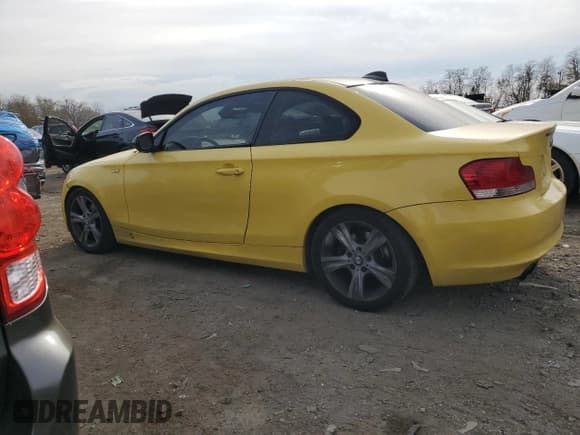 ✅ 2010 BMW 1 Series 128i • VIN: WBAUP7C50AVK77164 • Лот: 78995584. Опубликован ранее на Copart с пробегом 126 609 миль. Бесплатный доступ к архиву аукционных продаж из США и подробный отчёт об истории автомобиля на DreamBid. Изображение 2.