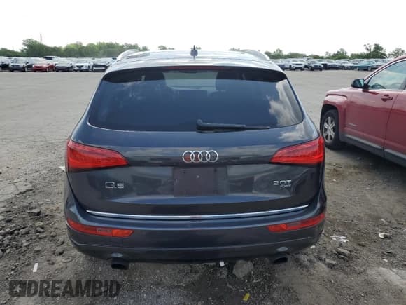 ✅ 2015 Audi Q5 Premium • VIN: WA1CFAFP1FA008045 • Lot: 61505715. Wystawiony na Copart z przebiegiem 127 413 mil. Bezpłatny archiwum sprzedaży aukcyjnych z USA i szczegółowy raport historii pojazdu na DreamBid. Zdjęcie 6.