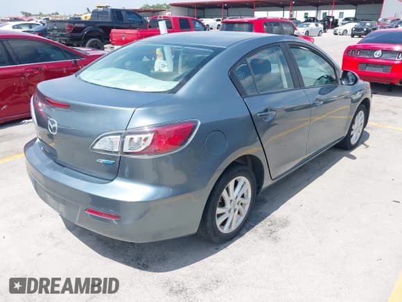 ✅ 2012 Mazda 3 i Touring • VIN: JM1BL1V77C1691182 • Лот: 42420310. Опубликован ранее на IAAI с пробегом 73 099 миль. Бесплатный доступ к архиву аукционных продаж из США и подробный отчёт об истории автомобиля на DreamBid. Изображение 4.