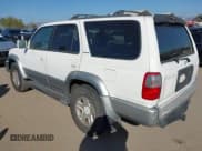 ✅ 2000 Toyota 4Runner Limited • VIN: JT3GN87RXY0141547 • Lot: 43524678. Wystawiony na IAAI z przebiegiem 253 904 mil. Bezpłatny archiwum sprzedaży aukcyjnych z USA i szczegółowy raport historii pojazdu na DreamBid. Zdjęcie 3.