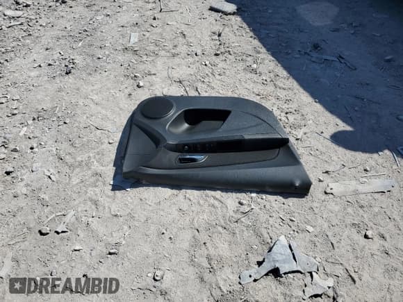 ✅ 2014 Chevrolet Cruze 2LT • VIN: 1G1PE5SB3E7321193 • Lot: 84456185. Listed on Copart with 105,476 mi. Free auction sales archive from the USA and detailed vehicle history report at DreamBid. Image 12.