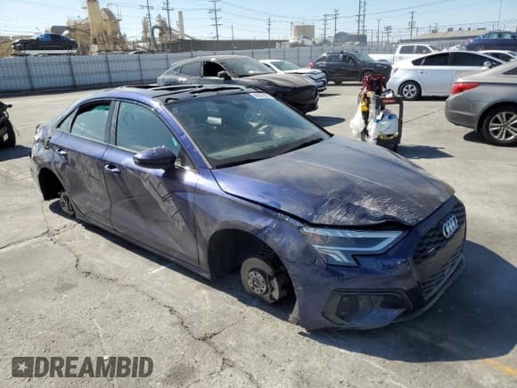 ✅ 2024 Audi A3 Premium • VIN: WAUGUDGY9RA041530 • Лот: 80578285. Опубликован ранее на Copart с пробегом 10 677 миль. Бесплатный доступ к архиву аукционных продаж из США и подробный отчёт об истории автомобиля на DreamBid. Изображение 4.