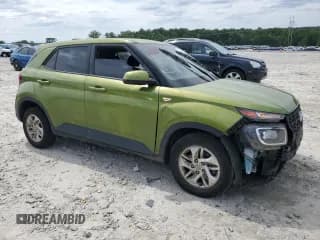 ✅ 2022 Hyundai Venue SE • VIN: KMHRB8A39NU148779 • Lot: 59520604. Wystawiony na Copart z przebiegiem 114 583 mil. Bezpłatny archiwum sprzedaży aukcyjnych z USA i szczegółowy raport historii pojazdu na DreamBid. Zdjęcie 4.