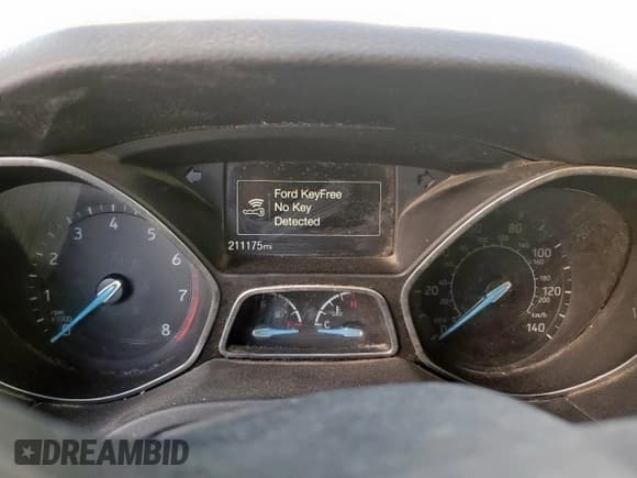 ✅ 2018 Ford Focus Titanium • VIN: 1FADP3J29JL289691 • Лот: 92054325. Опубликован ранее на Copart с пробегом 211 175 миль. Бесплатный доступ к архиву аукционных продаж из США и подробный отчёт об истории автомобиля на DreamBid. Изображение 9.