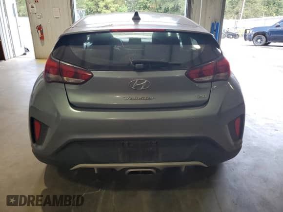 2019 Hyundai Veloster 2.0 с VIN KMHTG6AF3KU018563, выставлен на аукционе Copart как лот 74105094 с пробегом 75 578 миль миль и Списание • Salvage title. История ставок и продаж доступна на DreamBid. Изображение 6.
