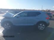 ✅ 2019 Volvo XC40 Momentum • VIN: YV4162XZ1K2019034 • Lot: 43591194. Listed on IAAI with 77,583 mi. Free auction sales archive from the USA and detailed vehicle history report at DreamBid. Image 13.