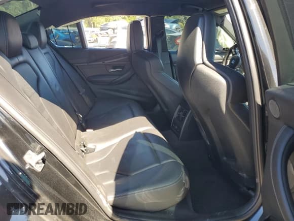 ✅ 2017 BMW M3 • VIN: WBS8M9C53H5G42287 • Лот: 82726095. Опубликован ранее на Copart с пробегом 73 717 миль. Бесплатный доступ к архиву аукционных продаж из США и подробный отчёт об истории автомобиля на DreamBid. Изображение 10.