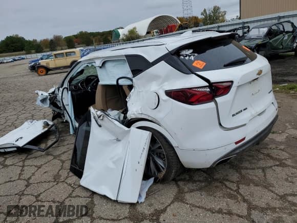 ✅ 2019 Chevrolet Blazer Premier • VIN: 3GNKBKRS7KS615697 • Lot: 82456825. Listed on Copart with 114,246 mi. Free auction sales archive from the USA and detailed vehicle history report at DreamBid. Image 2.