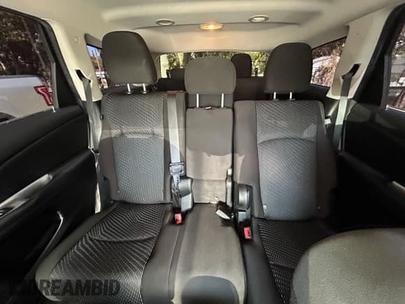 ✅ 2016 Dodge Journey SXT • VIN: 3C4PDCBGXGT240670 • Lot: 91687645. Wystawiony na Copart z przebiegiem 148 499 mil. Bezpłatny archiwum sprzedaży aukcyjnych z USA i szczegółowy raport historii pojazdu na DreamBid. Zdjęcie 14.