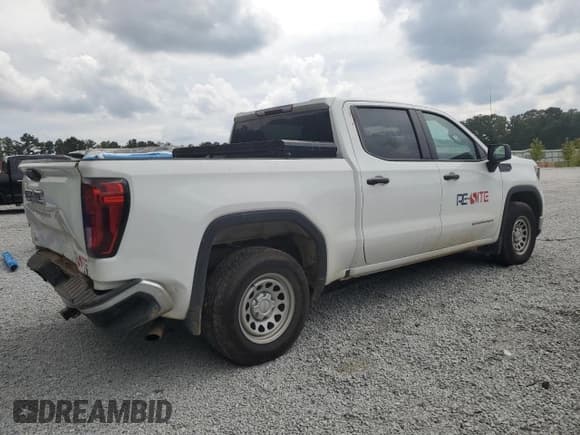 ✅ 2023 GMC Sierra 1500 Pro • VIN: 1GTPHAEK5PZ144379 • Лот: 70633625. Опубликован ранее на Copart с пробегом 83 205 миль. Бесплатный доступ к архиву аукционных продаж из США и подробный отчёт об истории автомобиля на DreamBid. Изображение 3.