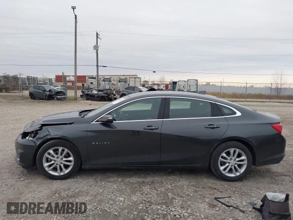 ✅ 2017 Chevrolet Malibu LT • VIN: 1G1ZE5ST5HF120410 • Lot: 43632209. Listed on IAAI with 43,173 mi. Free auction sales archive from the USA and detailed vehicle history report at DreamBid. Image 14.
