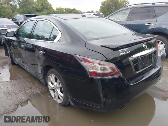 ✅ 2013 Nissan Maxima S • VIN: 1N4AA5APXDC813074 • Lot: 43203277. Listed on IAAI with 121,514 mi. Free auction sales archive from the USA and detailed vehicle history report at DreamBid. Image 3.