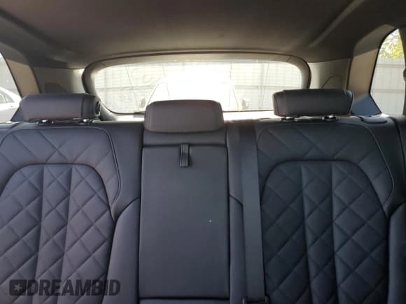 ✅ 2025 BMW X5 xDrive40i • VIN: 5UX23EU04S9006582 • Lot: 82244645. Listed on Copart with 3,447 mi. Free auction sales archive from the USA and detailed vehicle history report at DreamBid. Image 10.