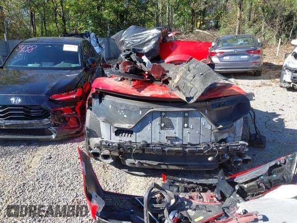 ✅ 2020 Chevrolet Corvette 3LT • VIN: 1G1Y82D44L5000443 • Lot: 43415904. Listed on IAAI with Not provided. Free auction sales archive from the USA and detailed vehicle history report at DreamBid. Image 15.