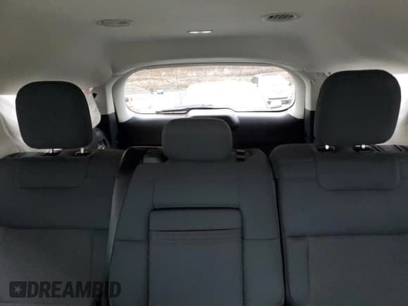 ✅ 2025 Ford Explorer Active • VIN: 1FMUK8DH7SGA25722 • Lot: 90922165. Listed on Copart with 16,945 mi. Free auction sales archive from the USA and detailed vehicle history report at DreamBid. Image 10.