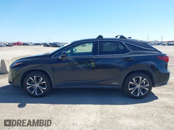 ✅ 2017 Lexus RX 450h • VIN: 2T2BGMCA7HC009792 • Lot: 41770310. Wystawiony na IAAI z przebiegiem 62 753 mil. Bezpłatny archiwum sprzedaży aukcyjnych z USA i szczegółowy raport historii pojazdu na DreamBid. Zdjęcie 14.