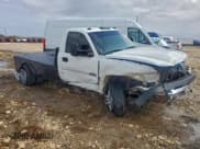 ✅ 2004 Chevrolet Silverado 1500 • VIN: 1GBJC34294E381272 • Lot: 93879645. Listed on Copart with 357,526 mi. Free auction sales archive from the USA and detailed vehicle history report at DreamBid. Image 4.