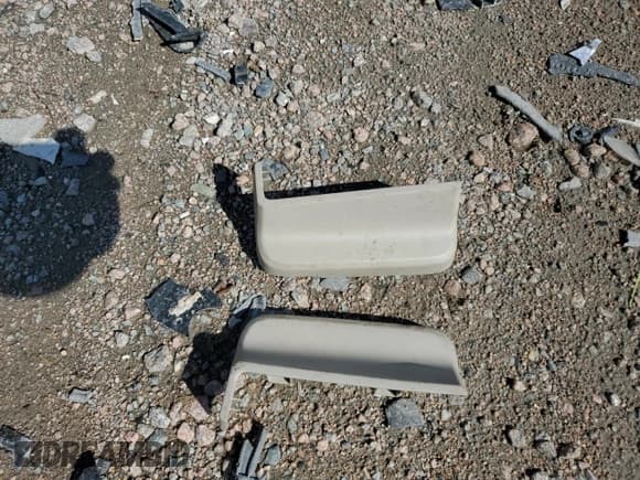 ✅ 2015 Lincoln Navigator • VIN: 5LMJJ2HT4FEJ08461 • Лот: 62295635. Опубликован ранее на Copart с пробегом 151 603 миль. Бесплатный доступ к архиву аукционных продаж из США и подробный отчёт об истории автомобиля на DreamBid. Изображение 13.