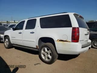 ✅ 2008 Chevrolet Suburban LTZ • VIN: 3GNFK16368G239613 • Lot: 73054114. Wystawiony na Copart z przebiegiem 200 743 mil. Bezpłatny archiwum sprzedaży aukcyjnych z USA i szczegółowy raport historii pojazdu na DreamBid. Zdjęcie 2.