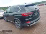 ✅ 2020 BMW X5 sDrive40i • VIN: 5UXCR4C08L9B15954 • Lot: 42253911. Wystawiony na IAAI z przebiegiem Nie podano. Bezpłatny archiwum sprzedaży aukcyjnych z USA i szczegółowy raport historii pojazdu na DreamBid. Zdjęcie 3.