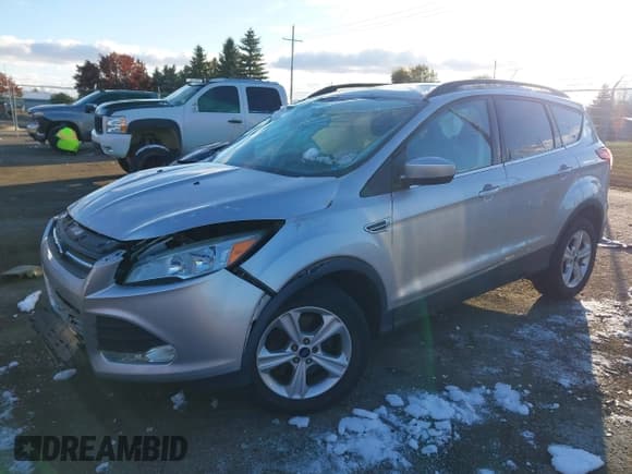 ✅ 2016 Ford Escape SE • VIN: 1FMCU9G98GUA28086 • Lot: 43667528. Listed on IAAI with 27,553 mi. Free auction sales archive from the USA and detailed vehicle history report at DreamBid. Image 2.