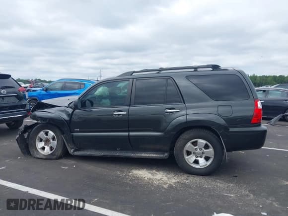 ✅ 2008 Toyota 4Runner SR5 • VIN: JTEZU14R18K007190 • Lot: 43011494. Listed on IAAI with 245,165 mi. Free auction sales archive from the USA and detailed vehicle history report at DreamBid. Image 15.