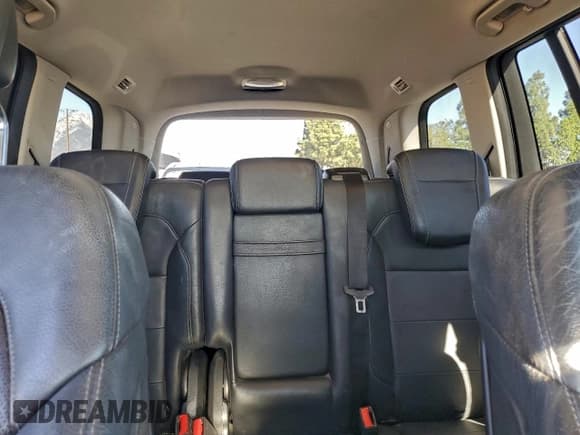 ✅ 2018 Mercedes-Benz GLS 550 • VIN: 4JGDF7DE2JB035753 • Lot: 92766945. Wystawiony na Copart z przebiegiem 83 626 mil. Bezpłatny archiwum sprzedaży aukcyjnych z USA i szczegółowy raport historii pojazdu na DreamBid. Zdjęcie 10.