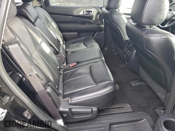 ✅ 2018 Nissan Pathfinder Platinum • VIN: 5N1DR2MM4JC627831 • Lot: 94879685. Listed on Copart with 144,155 mi. Free auction sales archive from the USA and detailed vehicle history report at DreamBid. Image 11.