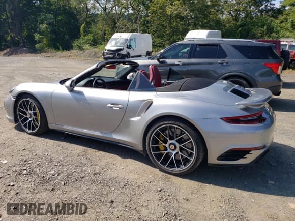 ✅ 2019 Porsche 911 Turbo • VIN: WP0CD2A99KS144244 • Лот: 80794405. Опубликован ранее на Copart с пробегом 38 116 миль. Бесплатный доступ к архиву аукционных продаж из США и подробный отчёт об истории автомобиля на DreamBid. Изображение 10.
