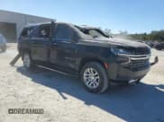 ✅ 2021 Chevrolet Suburban LT • VIN: 1GNSCCKD6MR262776 • Lot: 76520934. Wystawiony na Copart z przebiegiem Nie podano. Bezpłatny archiwum sprzedaży aukcyjnych z USA i szczegółowy raport historii pojazdu na DreamBid. Zdjęcie 4.
