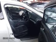 ✅ 2017 Nissan Maxima S • VIN: 1N4AA6AP4HC393906 • Lot: 43764219. Wystawiony na IAAI z przebiegiem 158 247 mil. Bezpłatny archiwum sprzedaży aukcyjnych z USA i szczegółowy raport historii pojazdu na DreamBid. Zdjęcie 5.