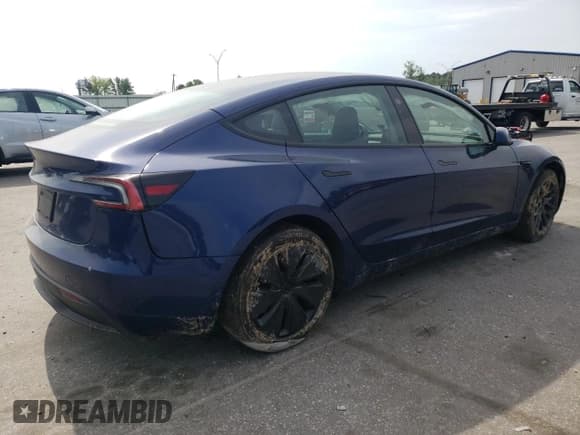✅ 2024 Tesla Model 3 • VIN: 5YJ3E1EA4RF783604 • Lot: 54160355. Wystawiony na Copart z przebiegiem 28 170 mil. Bezpłatny archiwum sprzedaży aukcyjnych z USA i szczegółowy raport historii pojazdu na DreamBid. Zdjęcie 3.