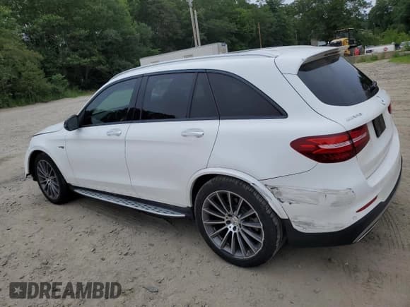 ✅ 2018 Mercedes-Benz GLC 43 AMG • VIN: WDC0G6EB6JF383153 • Лот: 62378485. Опубликован ранее на Copart с пробегом 69 402 миль. Бесплатный доступ к архиву аукционных продаж из США и подробный отчёт об истории автомобиля на DreamBid. Изображение 2.