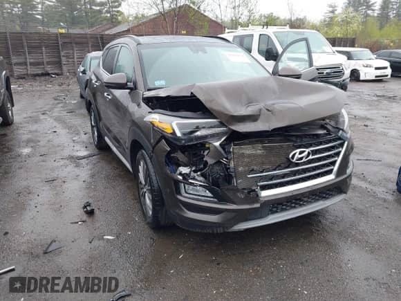 2020 Hyundai Tucson SEL with VIN KM8J33AL0LU158207, listed as a IAAI auction lot 42140154 with 105,216 mi miles and . Bid and sale history available at DreamBid. Image 1.