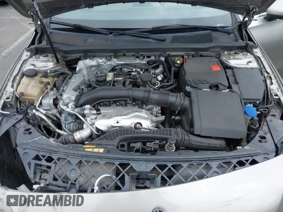 ✅ 2020 Mercedes-Benz A 220 • VIN: W1K3G4EB2LW043854 • Lot: 43300270. Wystawiony na IAAI z przebiegiem 55 181 mil. Bezpłatny archiwum sprzedaży aukcyjnych z USA i szczegółowy raport historii pojazdu na DreamBid. Zdjęcie 10.